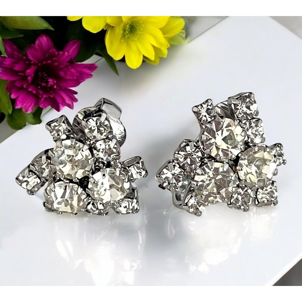 Vintage 1960s Rhinestone Cluster Clip Earrings Silver Tone - 9U